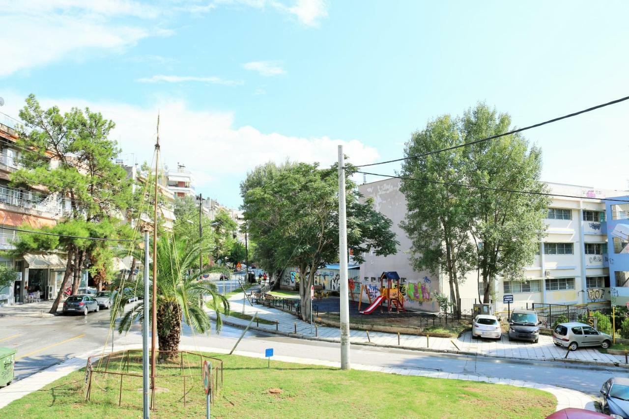 סלוניקי Apartment In Kalamaria מראה חיצוני תמונה