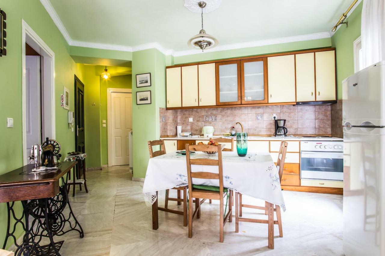 סלוניקי Apartment In Kalamaria מראה חיצוני תמונה