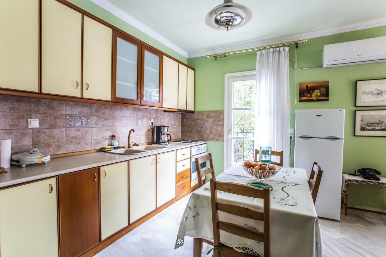 סלוניקי Apartment In Kalamaria מראה חיצוני תמונה