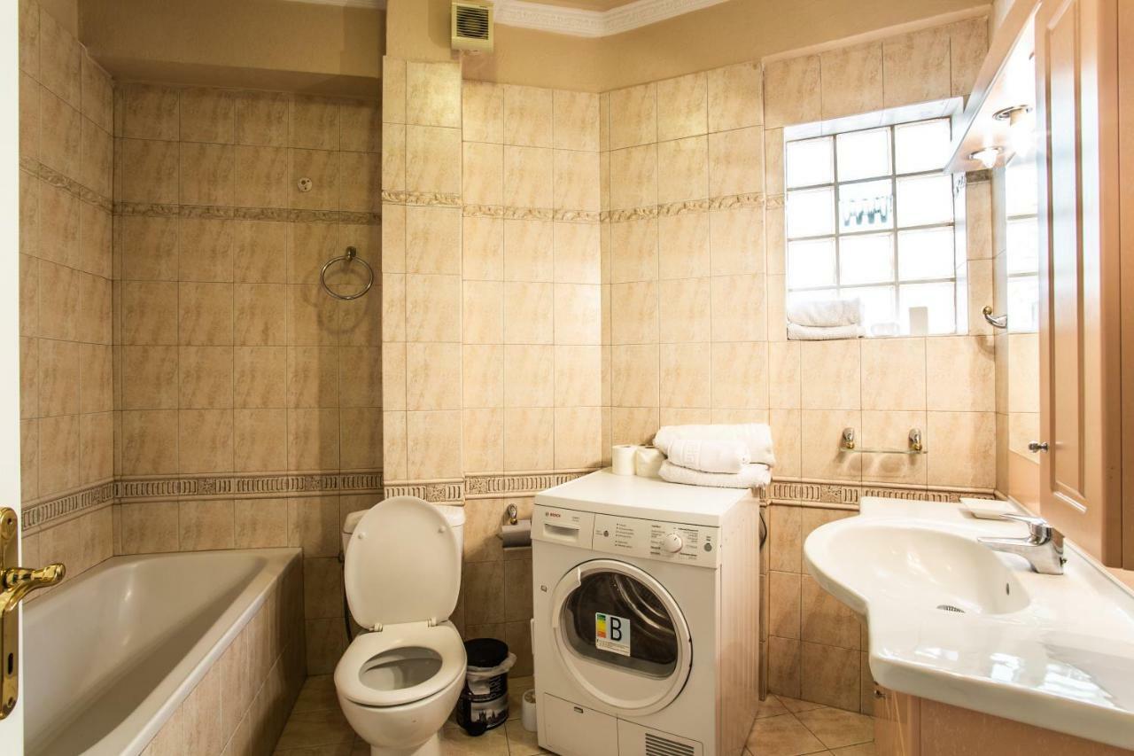 סלוניקי Apartment In Kalamaria מראה חיצוני תמונה